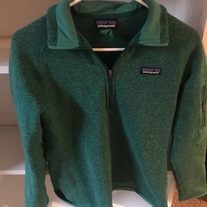 Women’s Patagonia half zip | green